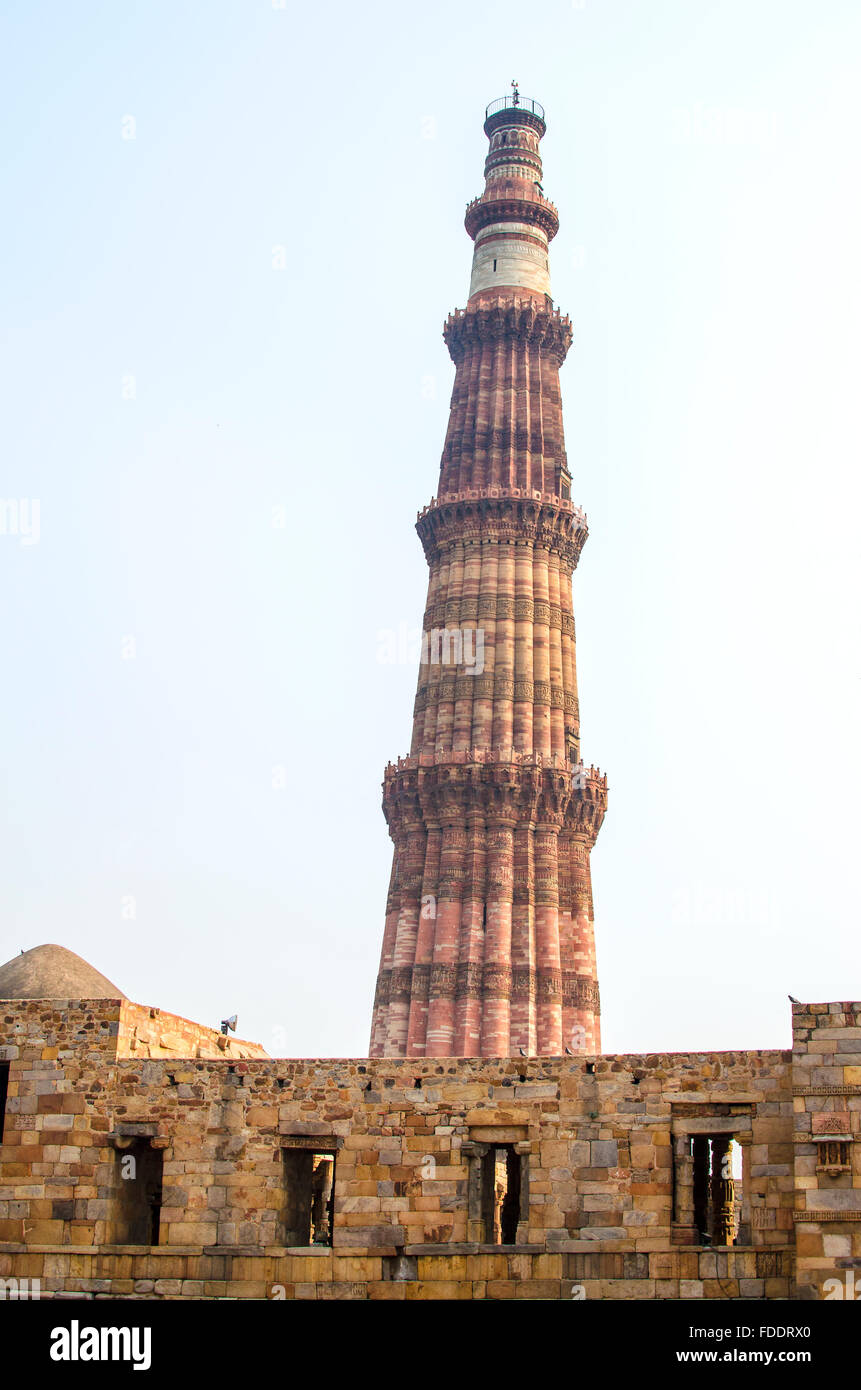 Kutb Minar, ein Sieg Tower in Delhi, Indien, Kutb Minar, Architektur, Kunst, Gebäude, Geschichte, Indien, Anblick, Wert Stockfoto
