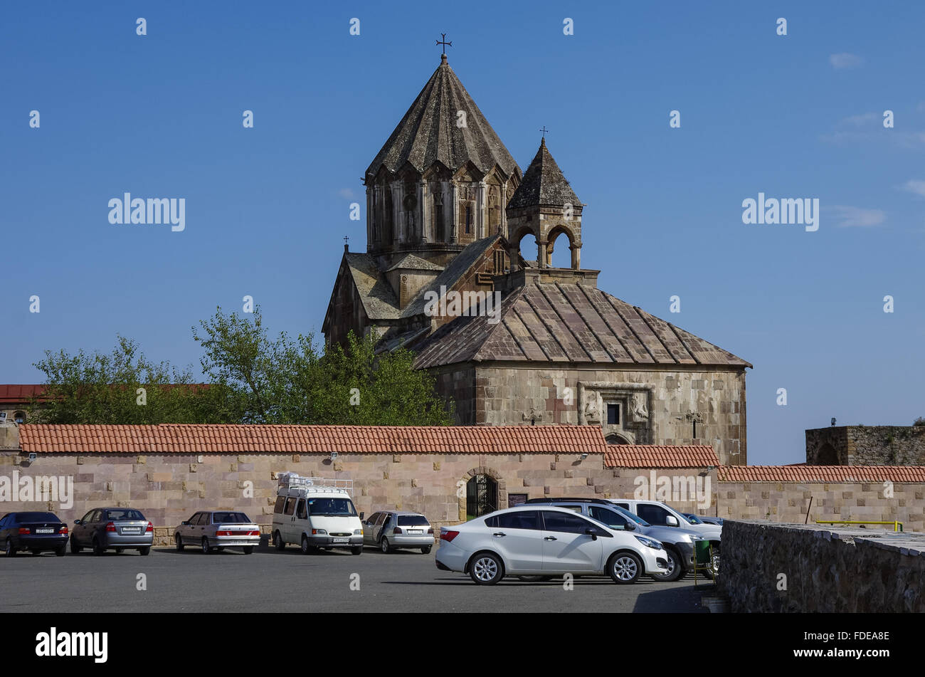 Gandzasar, Republik Bergkarabach: 20. September 2014: alte mittelalterliche armenische Kirche von Gandzasar Kloster, Berg-Karabach Stockfoto