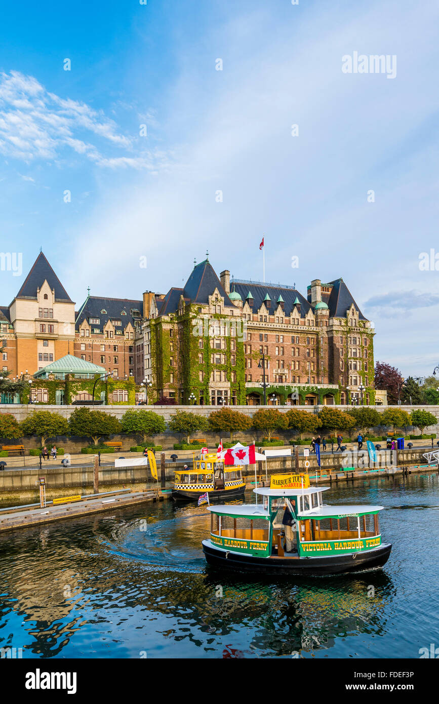 Das Empress Hotel und Inner Harbour Passagierfähren, Victoria, Britisch-Kolumbien, Kanada Stockfoto