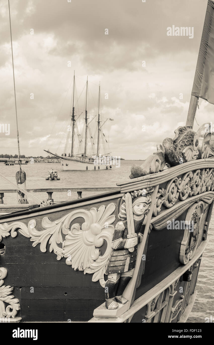 Alten Segelboot im Hafen, sepia Stockfoto