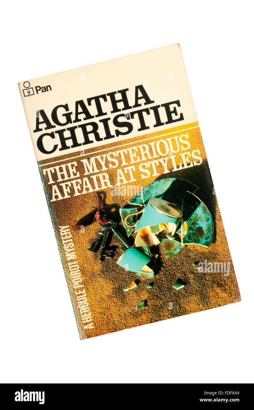 Collins Taschenbuch-Ausgabe von The Mysterious Affair im Stile von Agatha Christie.  Ihr erster Roman, im Jahre 1921 veröffentlicht. Stockfoto