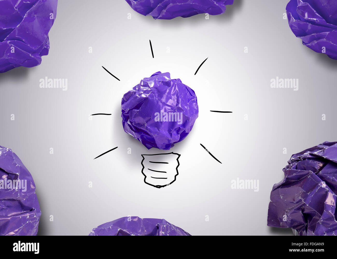 Inspiration-Konzept mit zerknittertes Papier als Zeichen für Kreativität arbeiten Stockfoto