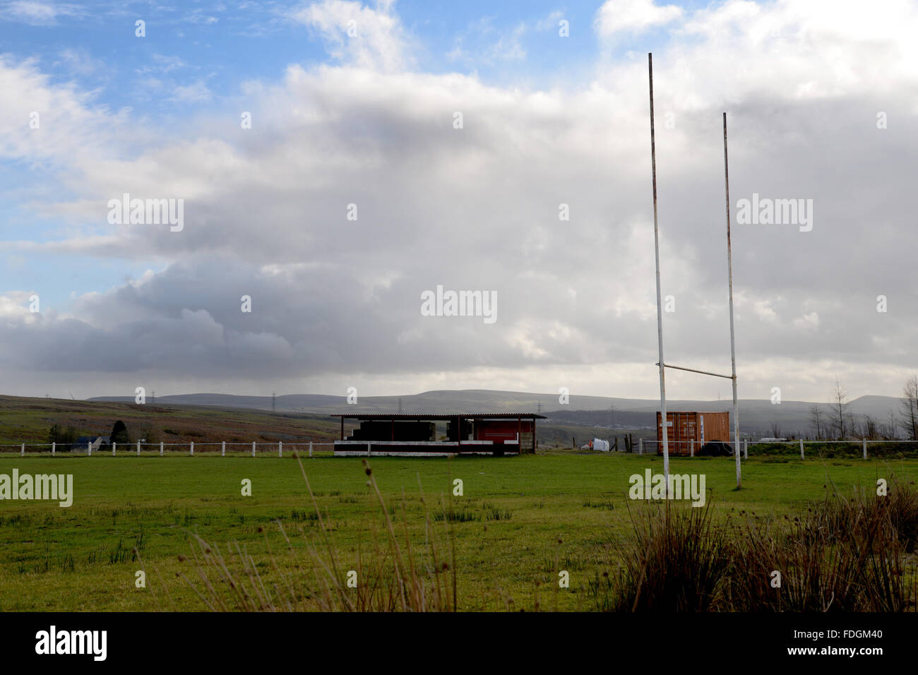 Generische Datei Standardbild Trefil Rugby-Stellplatz im Dorf Trefil, South Wales, UK ist einer der höchsten Rugby Stellplätze in Stockfoto