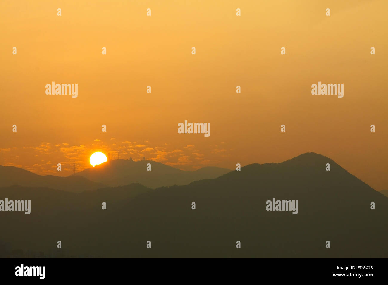 Bergrücken nach Sonnenuntergang Stockfoto