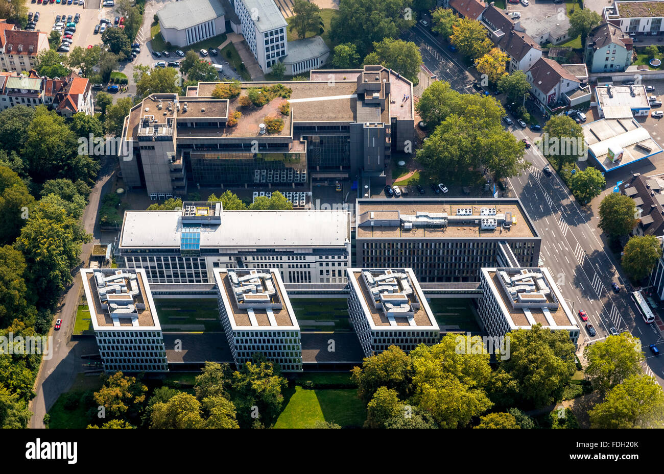 Bp Unternehmenszentrale Aral Zentrale Herstellung Von Benzin Kraftstoff Hersteller Betreiber Von Raffinerien Bochum Antenne Anzeigen Stockfotografie Alamy