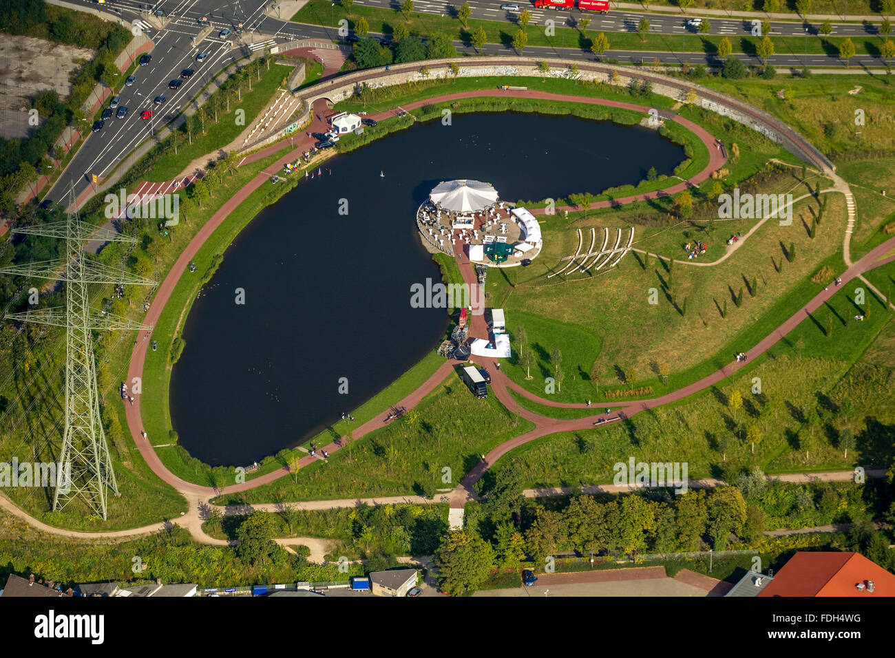 Luftaufnahme, ThyssenKrupp Hauptquartier Essen, Grugapark, Volkspark, Beitz Boulevard, Krupp-Park, Essen, Ruhr, Stockfoto