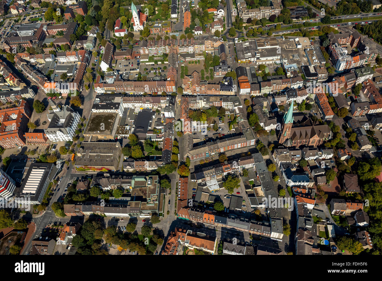 Luftaufnahme, Innenstadt mit Fußgängerzone Goethestraße Lambertistr, Gladbeck, Gladbeck Hochstraße Ruhrgebiet, Nordrhein-Wes Stockfoto