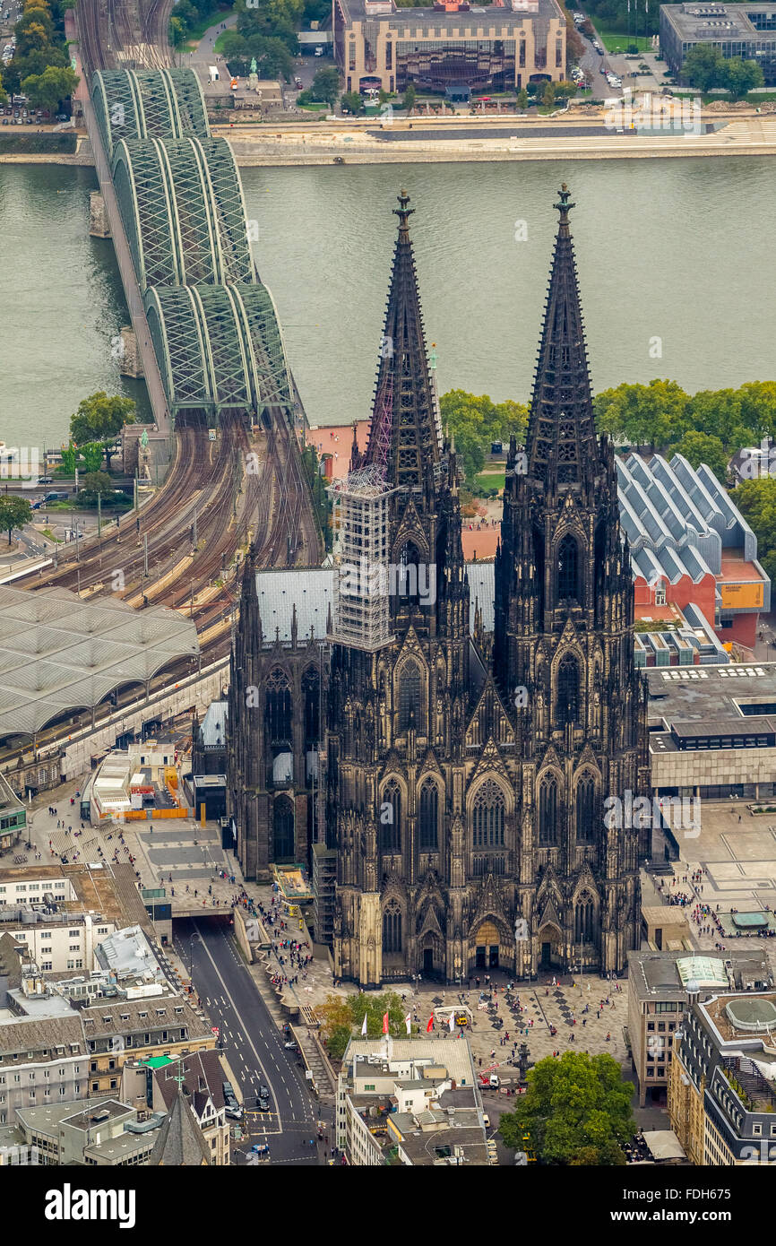 Luftaufnahme, Kölner Dom, Domplatz, Köln, Rheinland, Nordrhein-Westfalen, Deutschland, Europa, Luftbild, Stockfoto