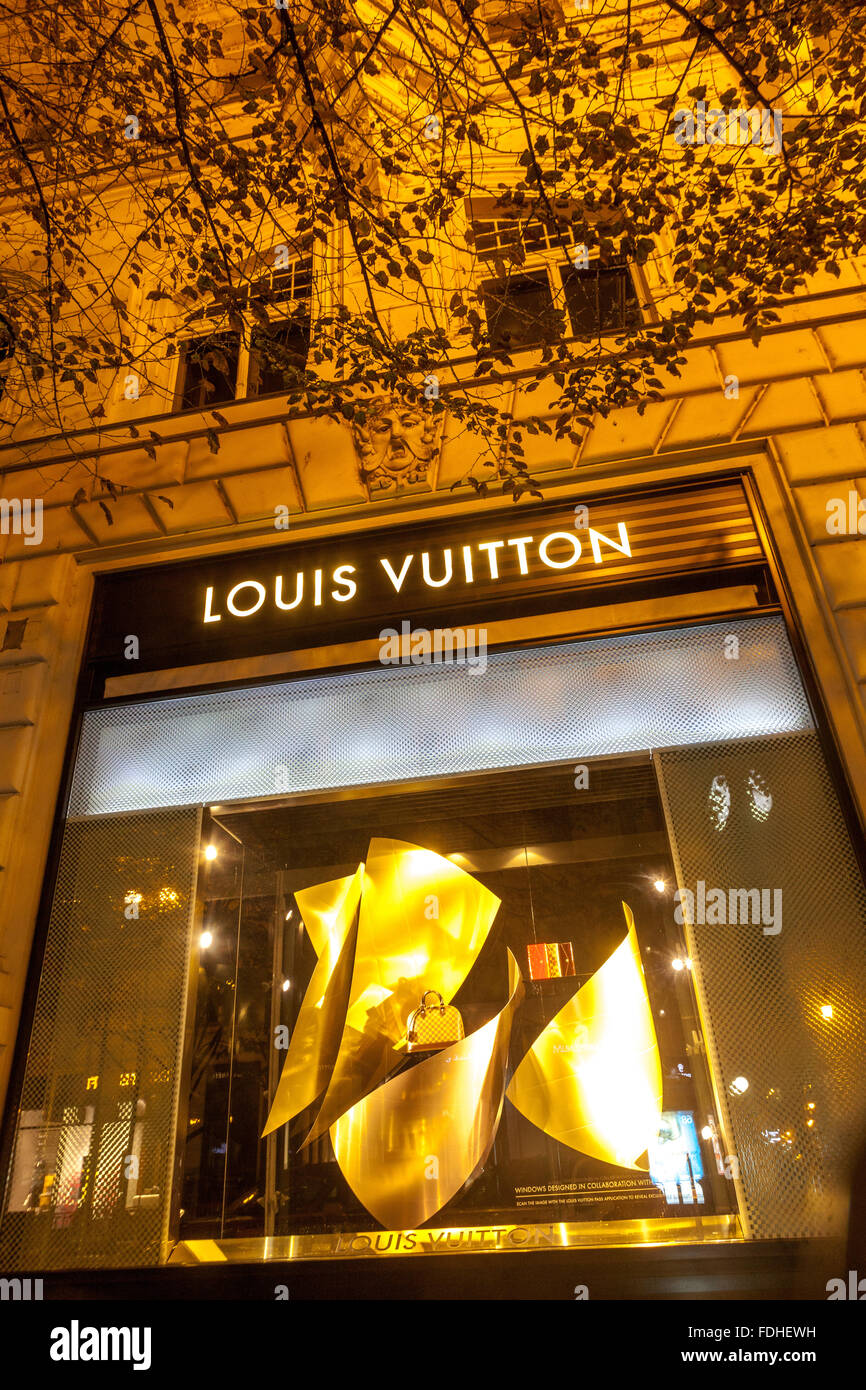 Louis Vuitton Geschäft in Parizska Straße Prag Altstadt, Tschechische Republik Stockfoto