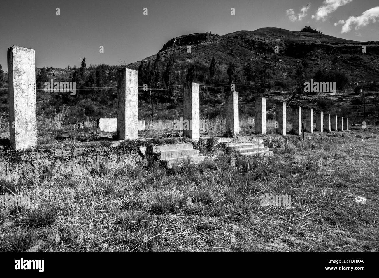 Verlassene Gebäude Fundament in Sani Pass, zwischen Südafrika und Lesotho. Stockfoto
