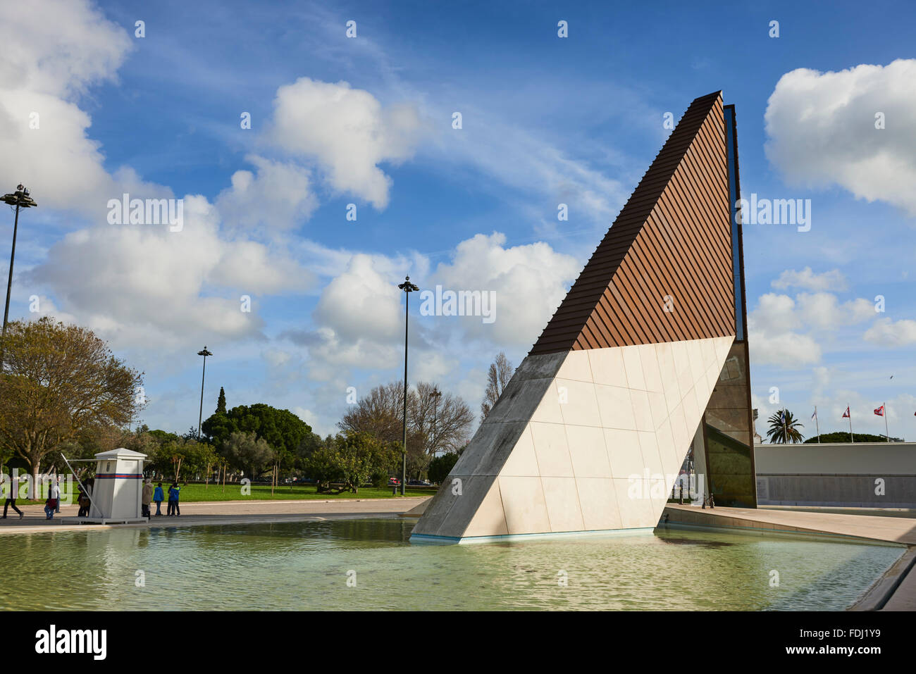 Blick auf das Monument, das eine Hommage an die portugiesischen Soldaten darstellt in der Ultramar Krieg 1961-1975 gefallen. Lissabon, Portugal Stockfoto