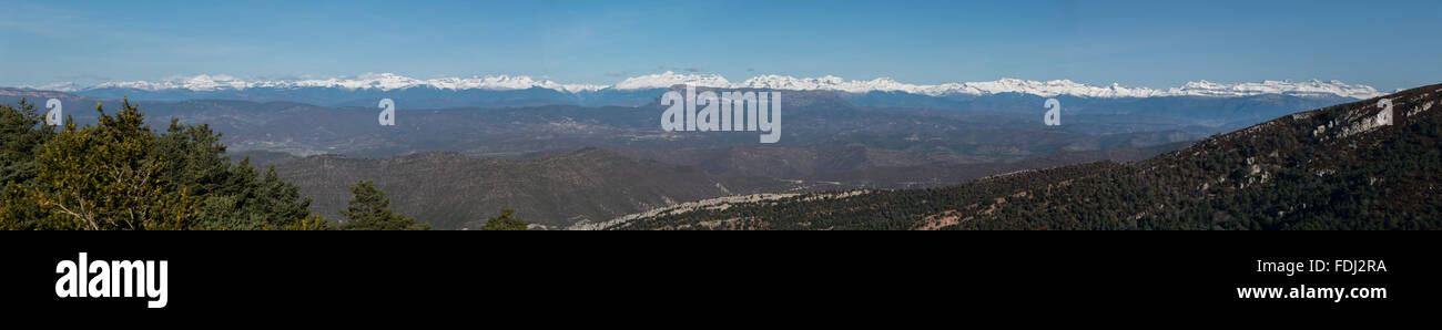 Panorama der Pyrenäen Stockfoto