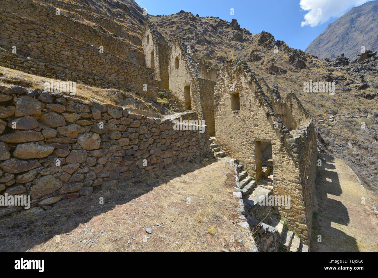 Peru, Ollantaytambo, Pinkulluna Inka Ruinen im Heiligen Tal in Peru. Stockfoto