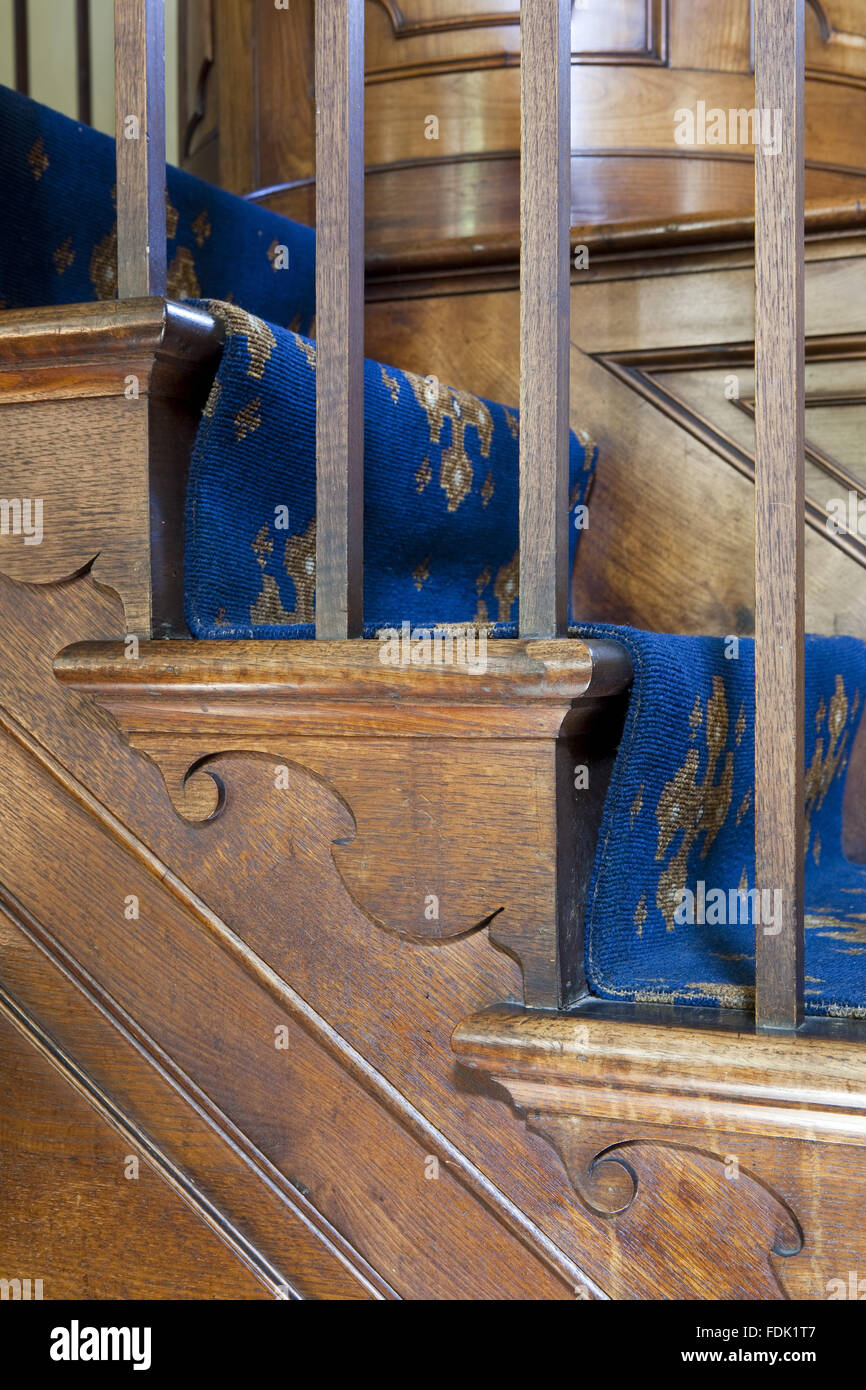 Schritte, um die Mahagoni Kanzel in der Kapelle, begonnen im Jahre 1760 auf das Design von James Paine, bei Gibside, Newcastle Upon Tyne. Das Innere wurde erst 1812 fertiggestellt. Stockfoto