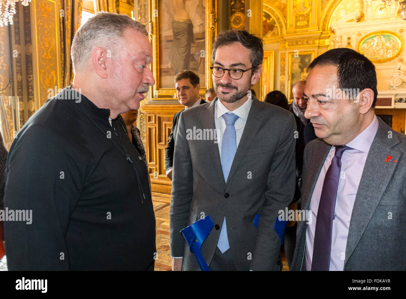 Paris, Frankreich, Gruppe Menschen, Männer sprechen, Treffen des Projekts 'Paris ohne AIDS' (Paris sans Sida) 90/90/90 Programm, 'Jean-Luc Romero' Hugues Fischer, contre le Sida, franzosen in hiv-Aids Stockfoto