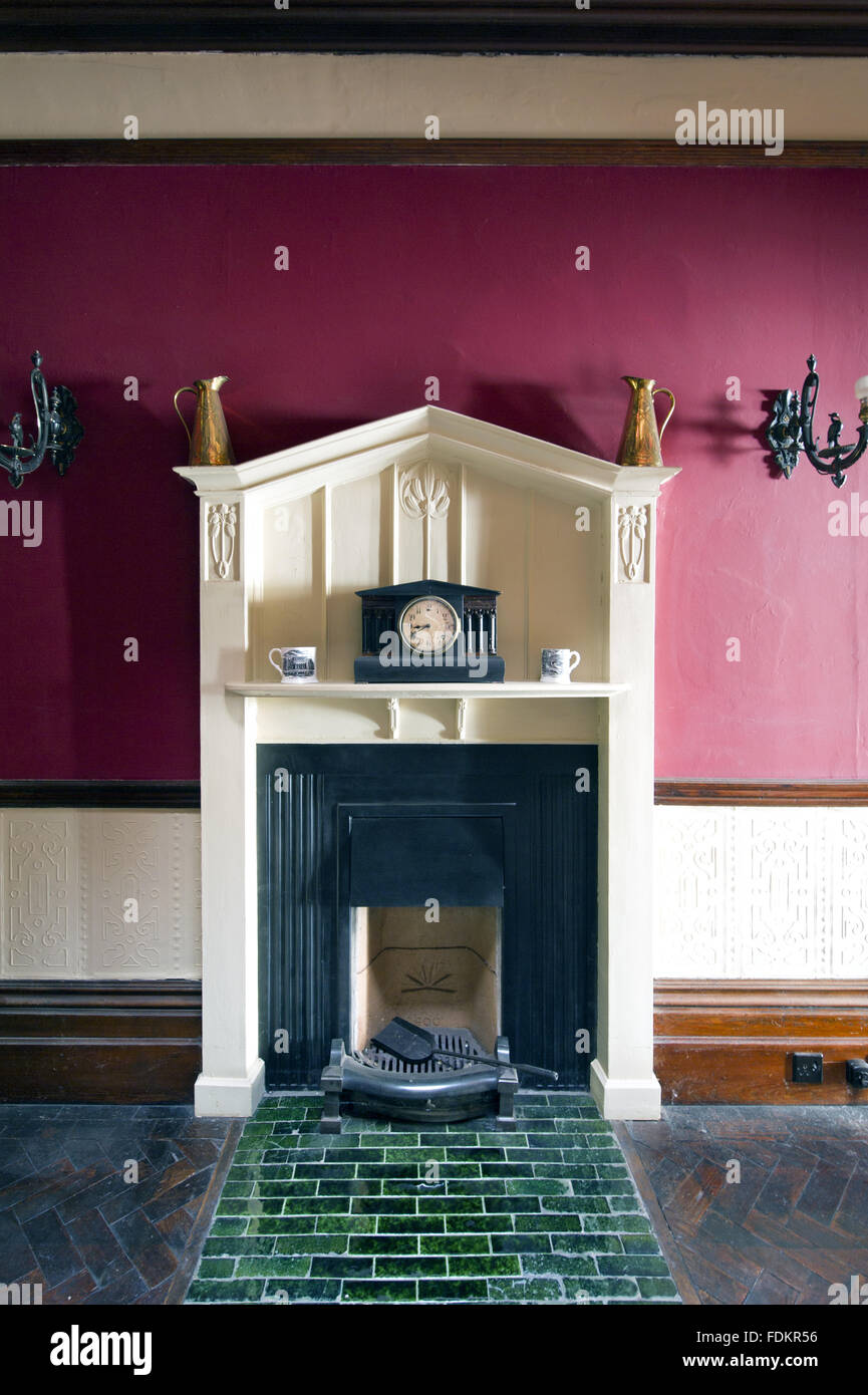 Gekachelter Herd Stockfotos und -bilder Kaufen - Alamy