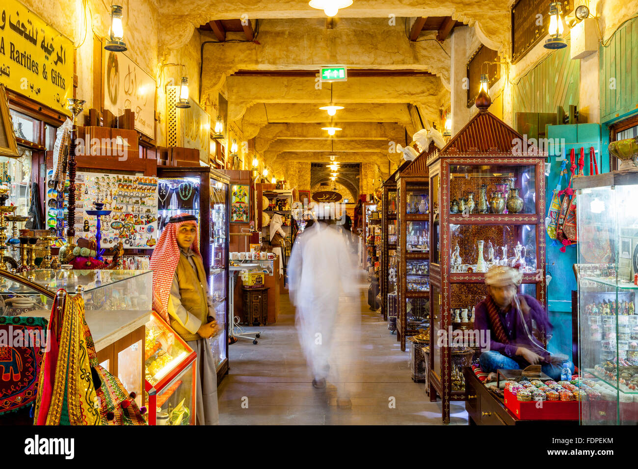 Bunte Läden In den Souk Waqif, Doha, Katar Stockfoto