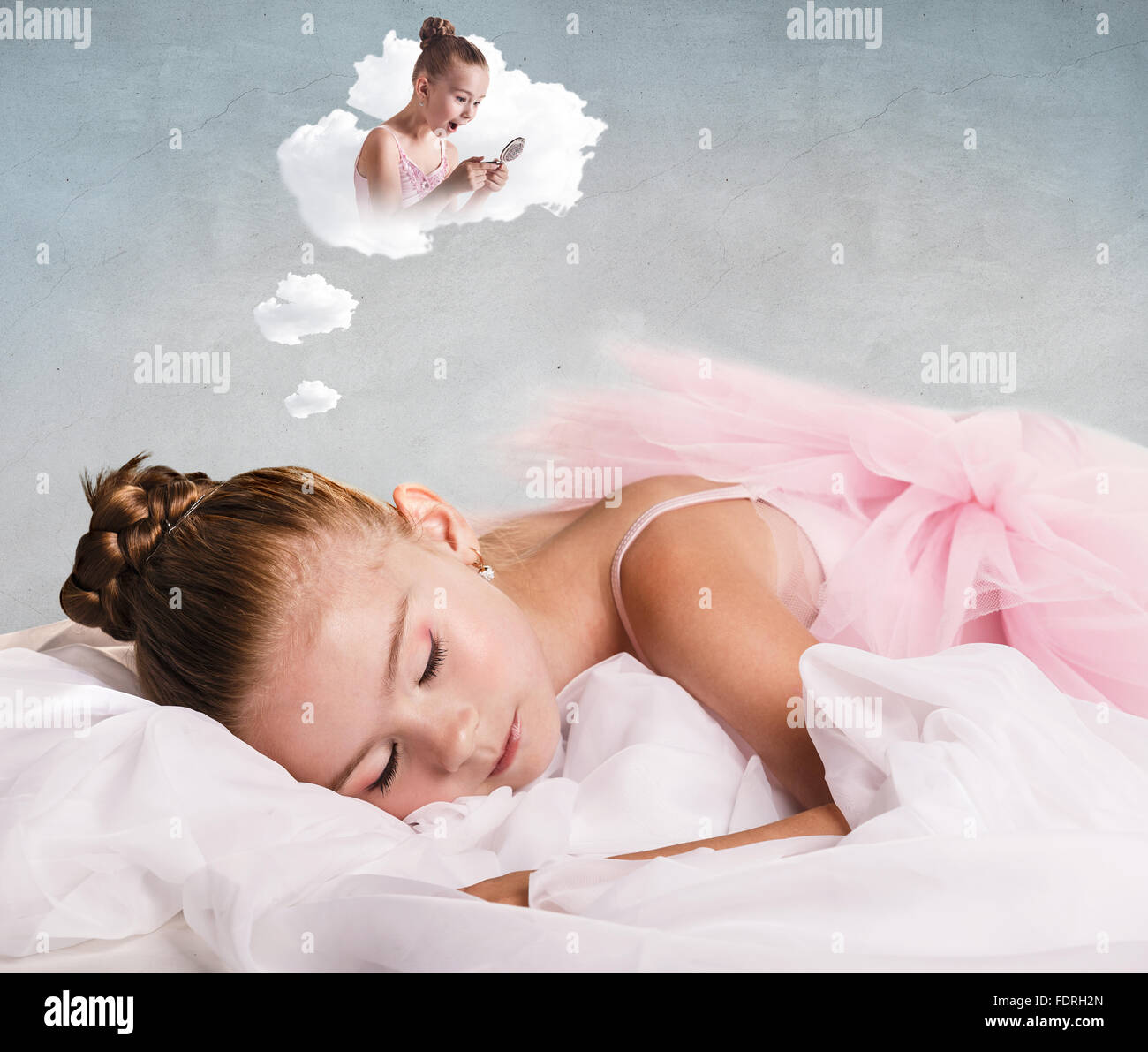 Tänzerin Mädchen müde und schläft Stockfoto