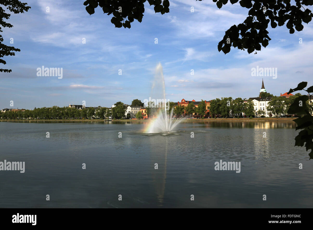 Schwerin, Deutschland, mit Blick auf den Pfaffenteich Stockfoto