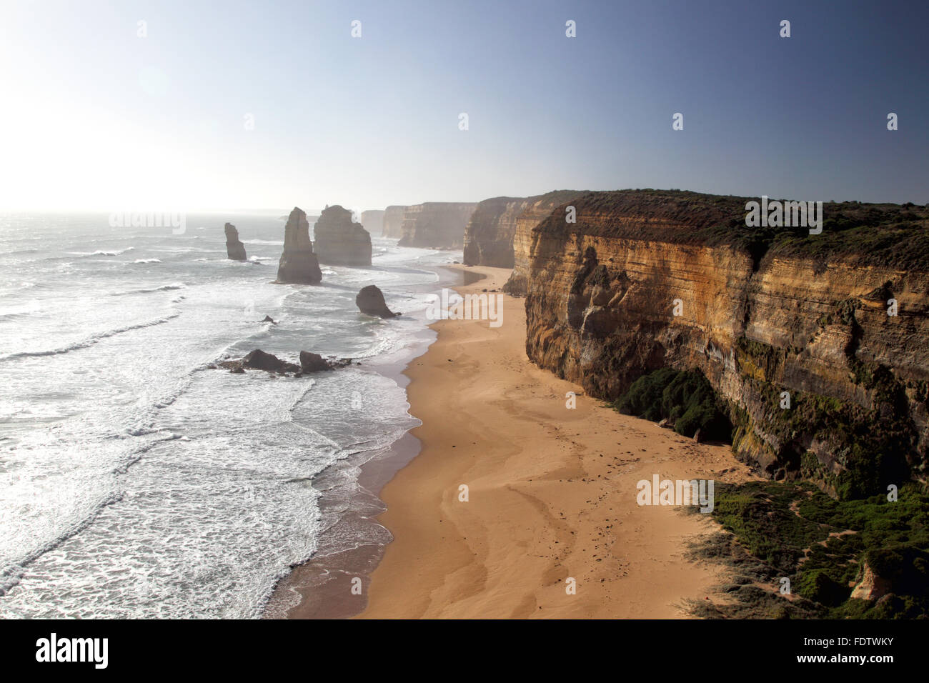 Die zwölf Apostel, eine berühmte Felsformation an der Great Ocean Road im Port Campbell National Park, Victoria, Australien. Stockfoto