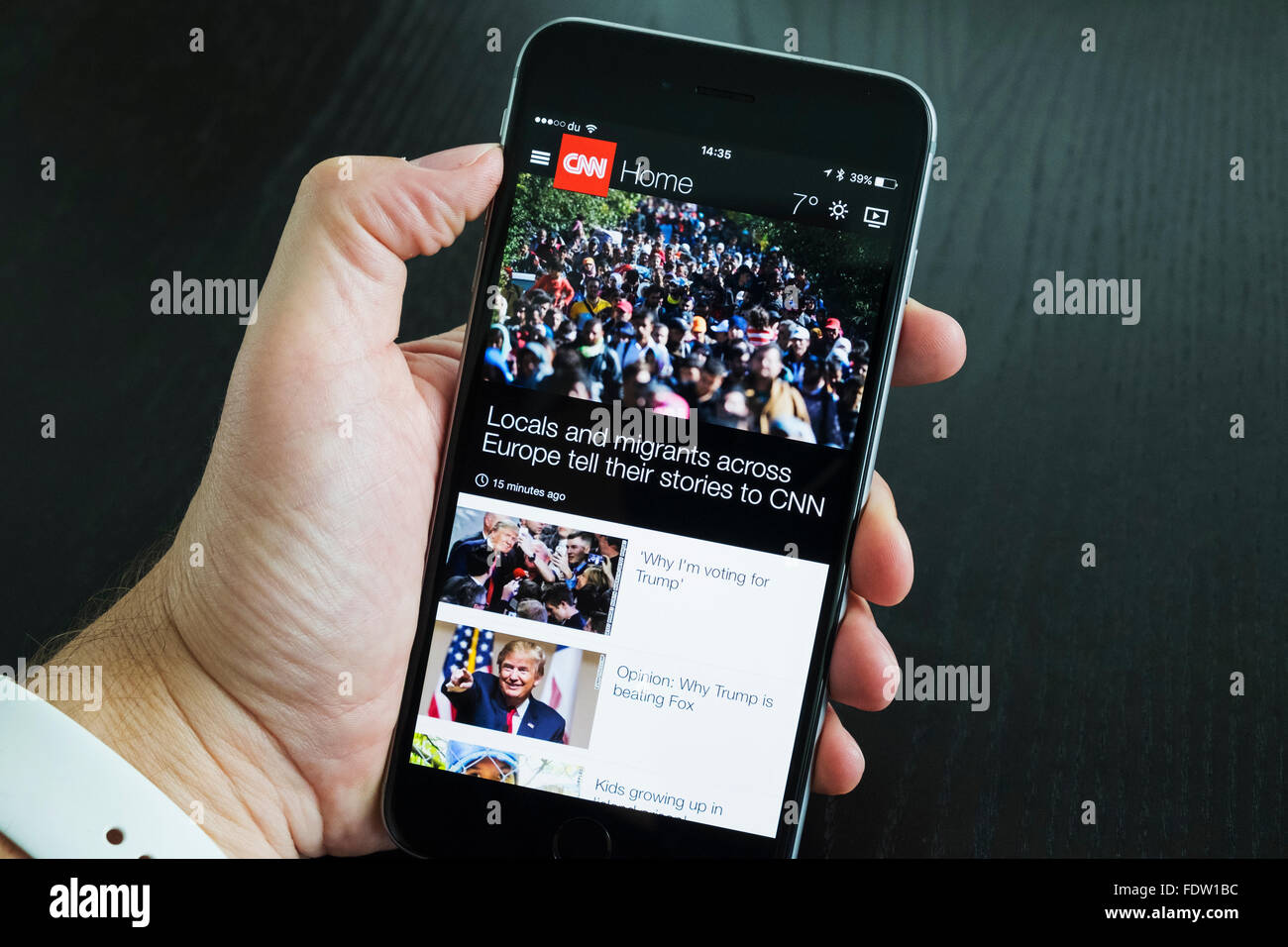 CNN-News-Webseite-app auf einem iPhone 6 Plus Smartphone Stockfoto