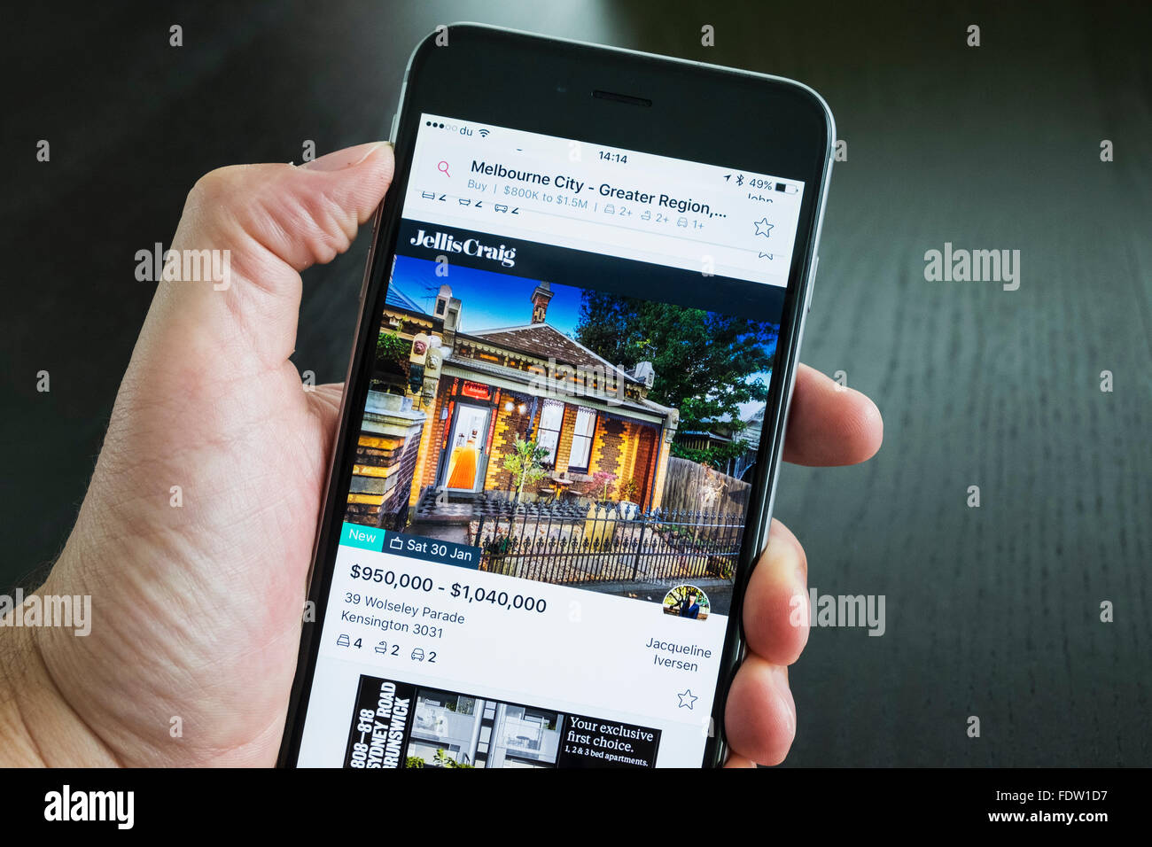 Australische Haus zum Verkauf auf Online-Immobilien-app auf iPhone 6 plus Smartphone Stockfoto