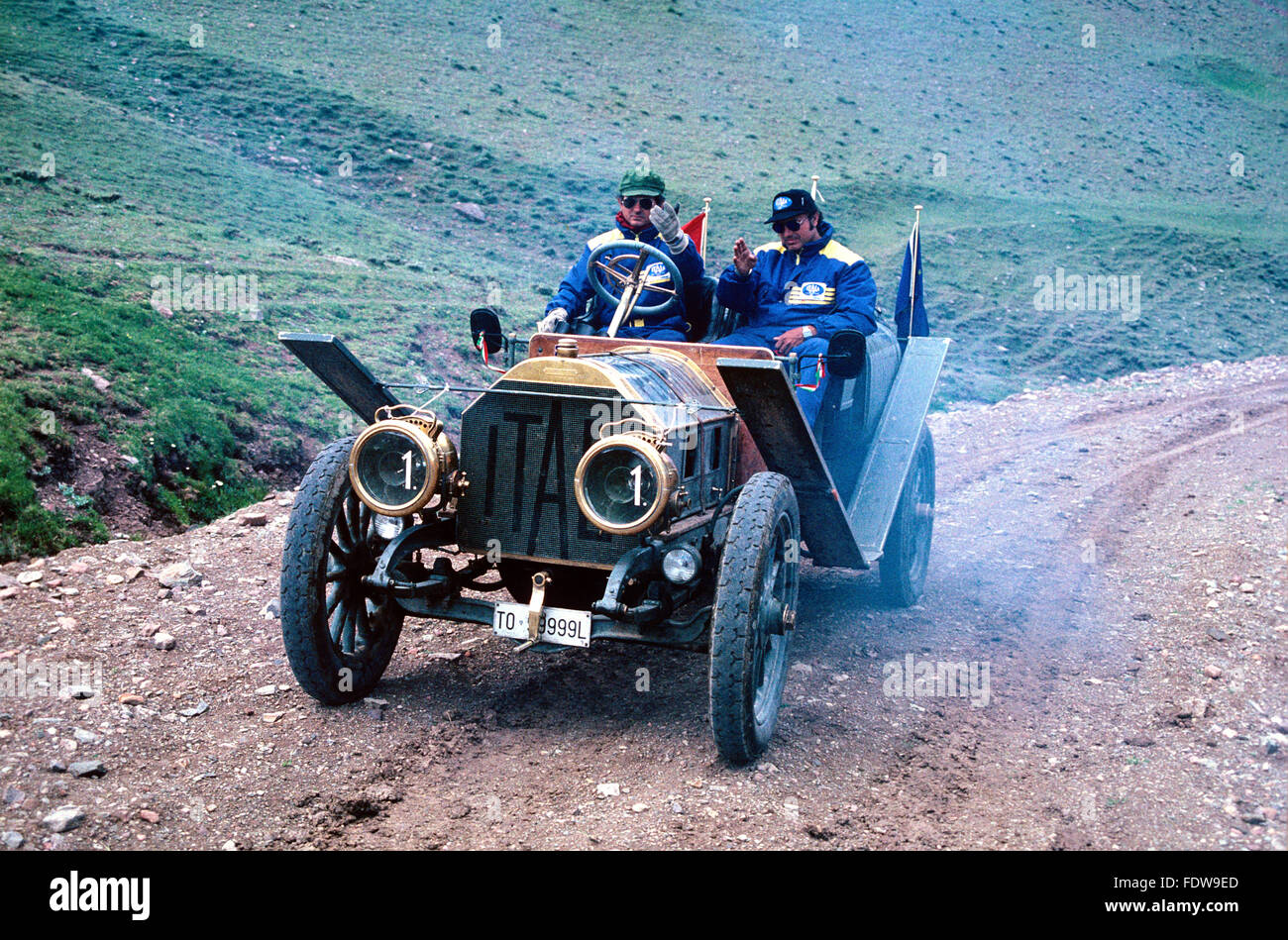 Vintage Itala Mod 35/45 PS-Modellauto, Made in Turin im Jahr 1907. Das Auto ist nun auf dem Display im Automuseum in Turin Italien Stockfoto