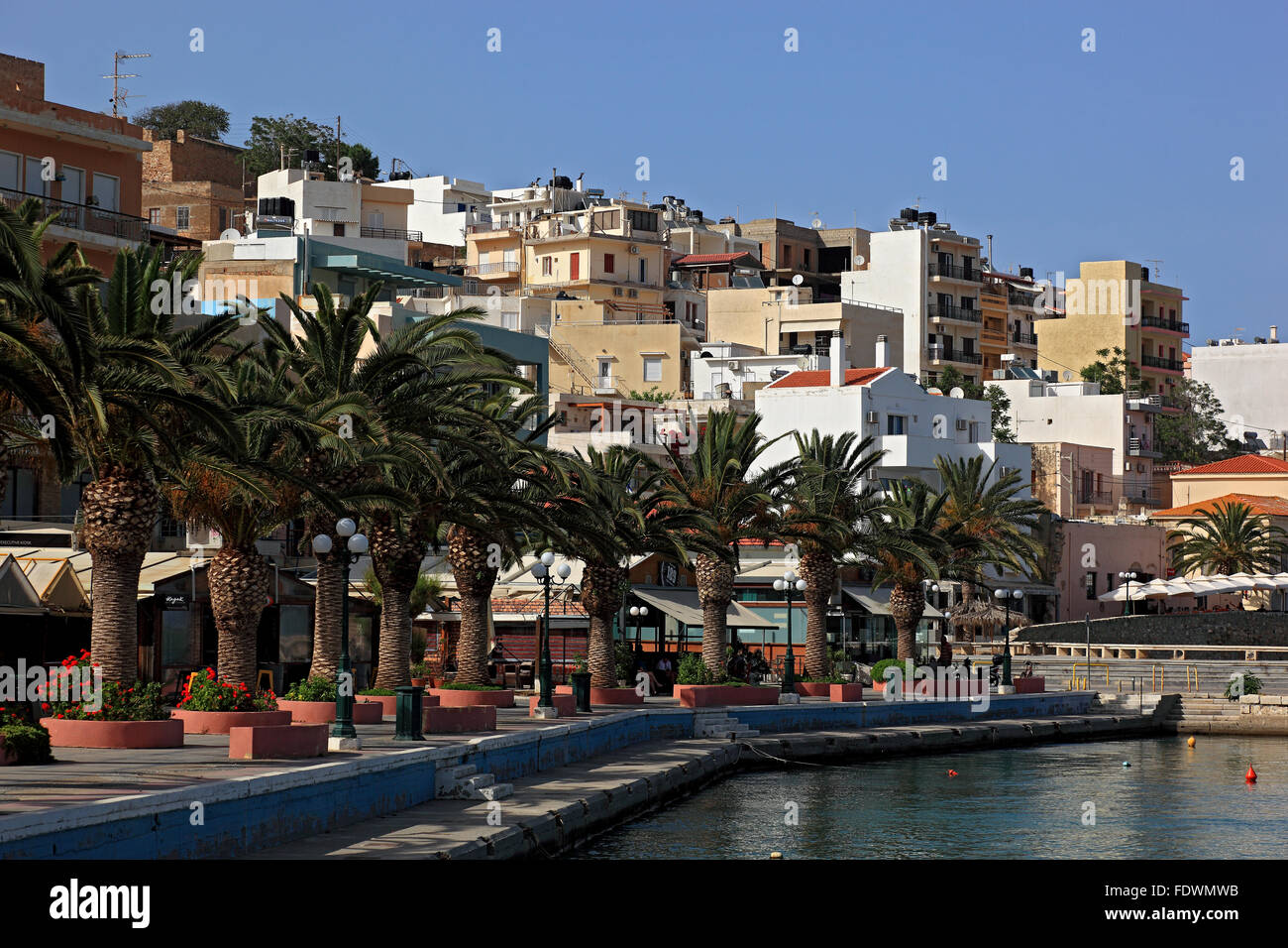 Sitia, kleiner Hafen im östlichen Teil der griechischen Insel Kreta im Kretischen Meer Stockfoto