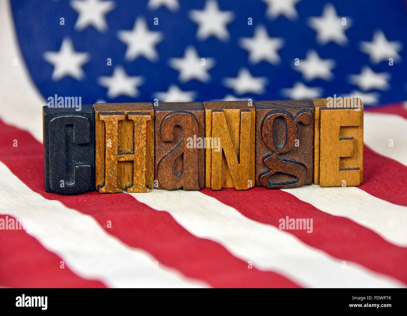 Wort ändern in Vintage Holz Buchdruck Typ auf amerikanische Flagge. Stockfoto