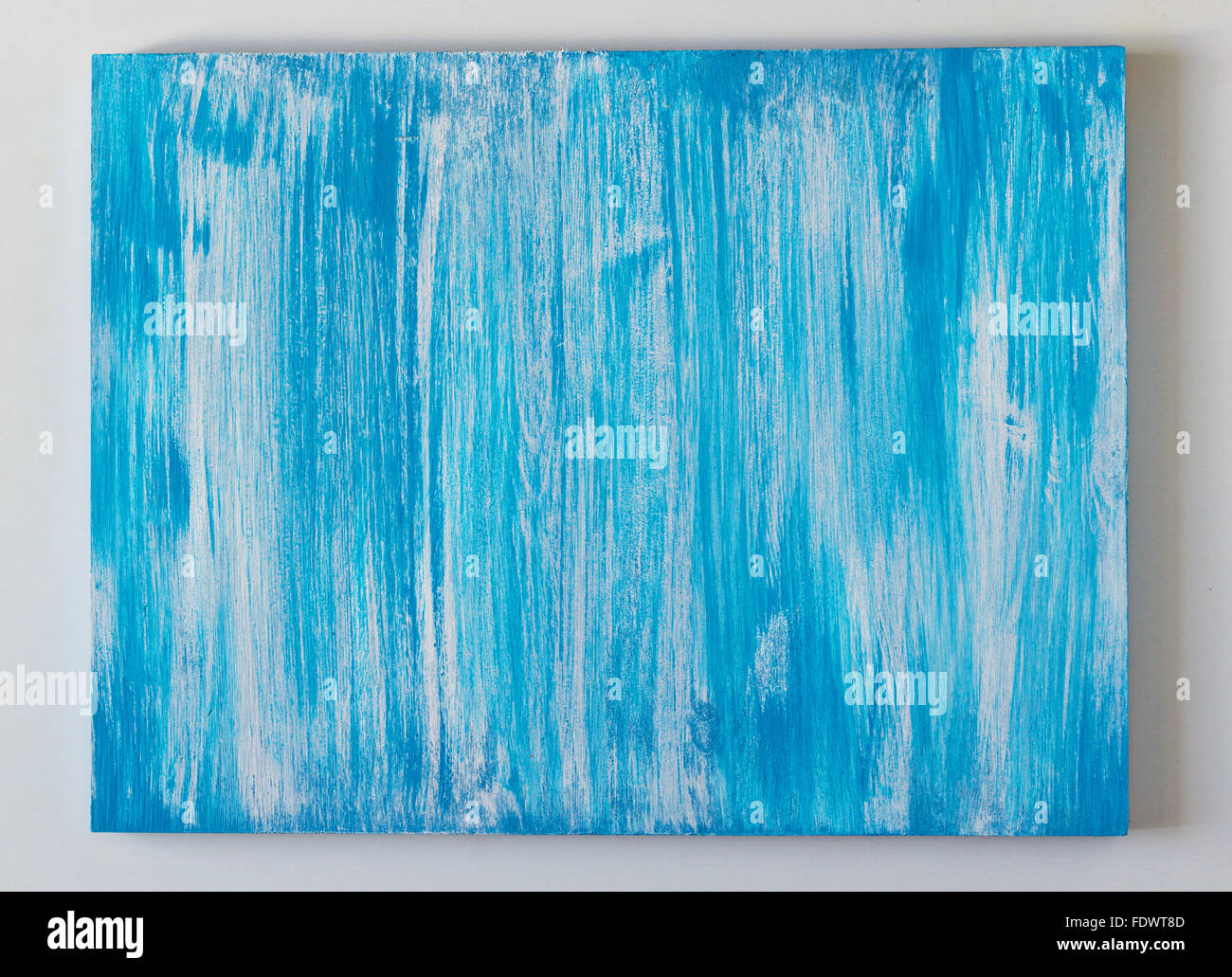 Blau aus Holz gemalten Hintergrund mit weißen Basisschicht Stockfoto