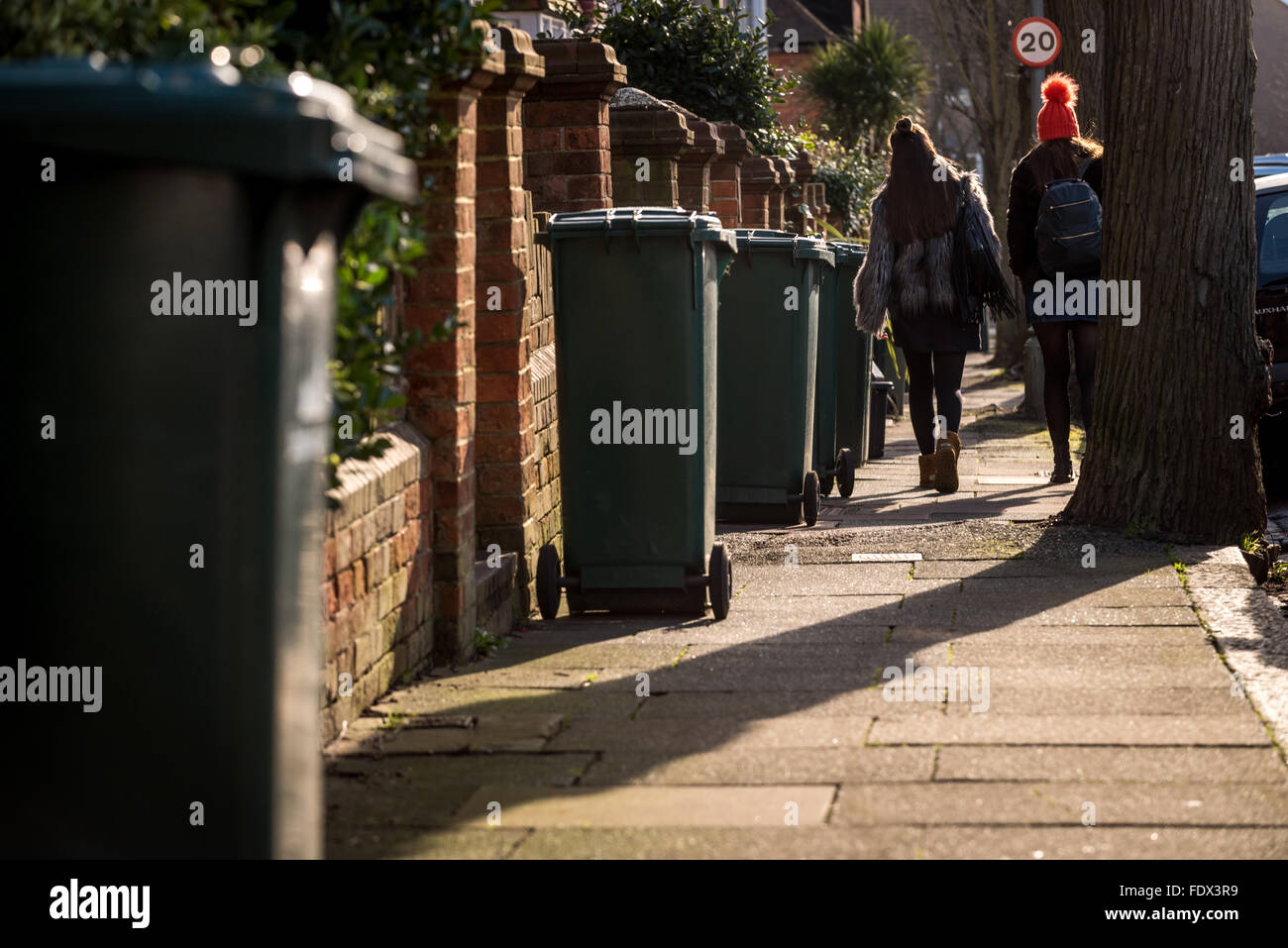 Straße Mülleimer Kollektion in Brighton. Stockfoto