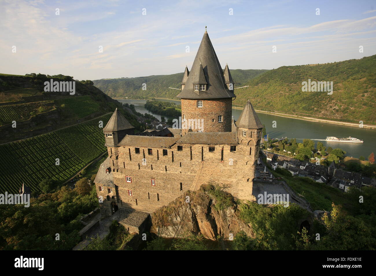 Deutschland, Rheinland-Pfalz, Oberes Mittelrheintal, Bacharach, Burg Stahleck Stockfoto