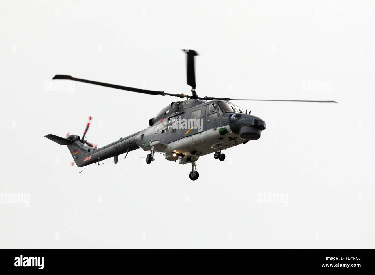 Cuxhaven, Deutschland, Marine Hubschrauber im Flug Stockfoto