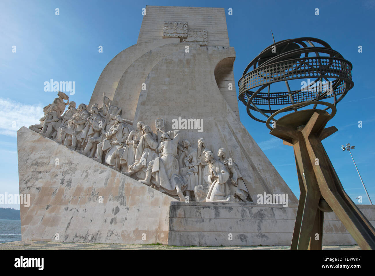 Denkmal der Entdeckungen in Lissabon, Portugal. Das Monument feiert die portugiesische Age of Discovery. Stockfoto