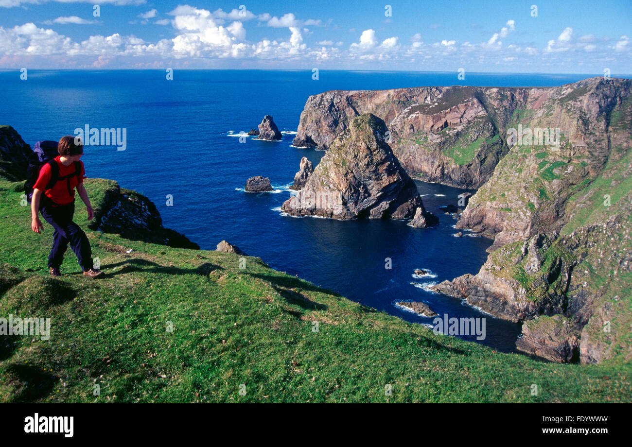 Wandern auf der Insel Arranmore, County Donegal, Irland. Stockfoto
