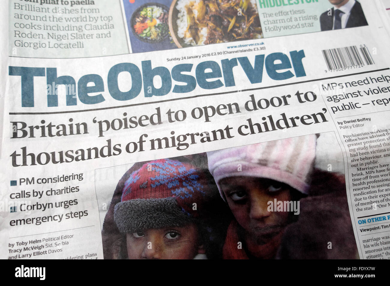 Beobachter Zeitung Schlagzeile "Großbritannien bereit, Tür für Tausende von Migrantenkindern zu öffnen" 24 January 2016 London England Großbritannien Stockfoto