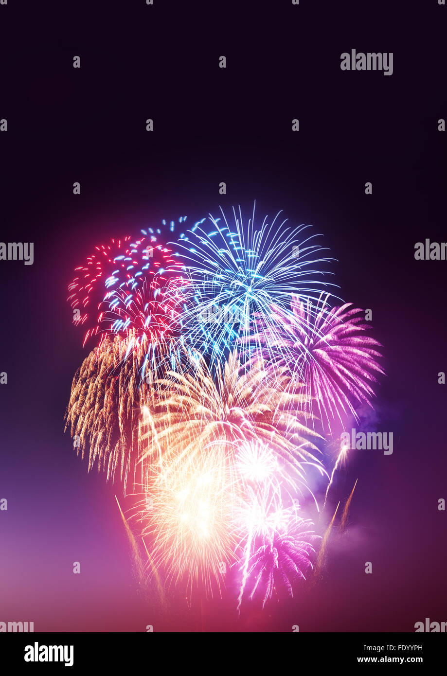 Ein Feuerwerk. Ein großes Feuerwerk-Veranstaltung und feiern. Stockfoto