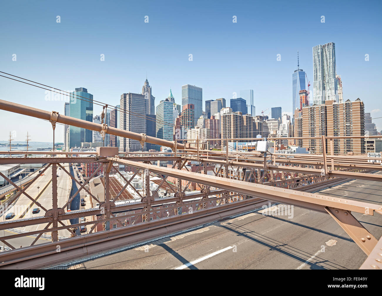 Manhattan gesehen von der Brooklyn Bridge, New York, USA. Stockfoto