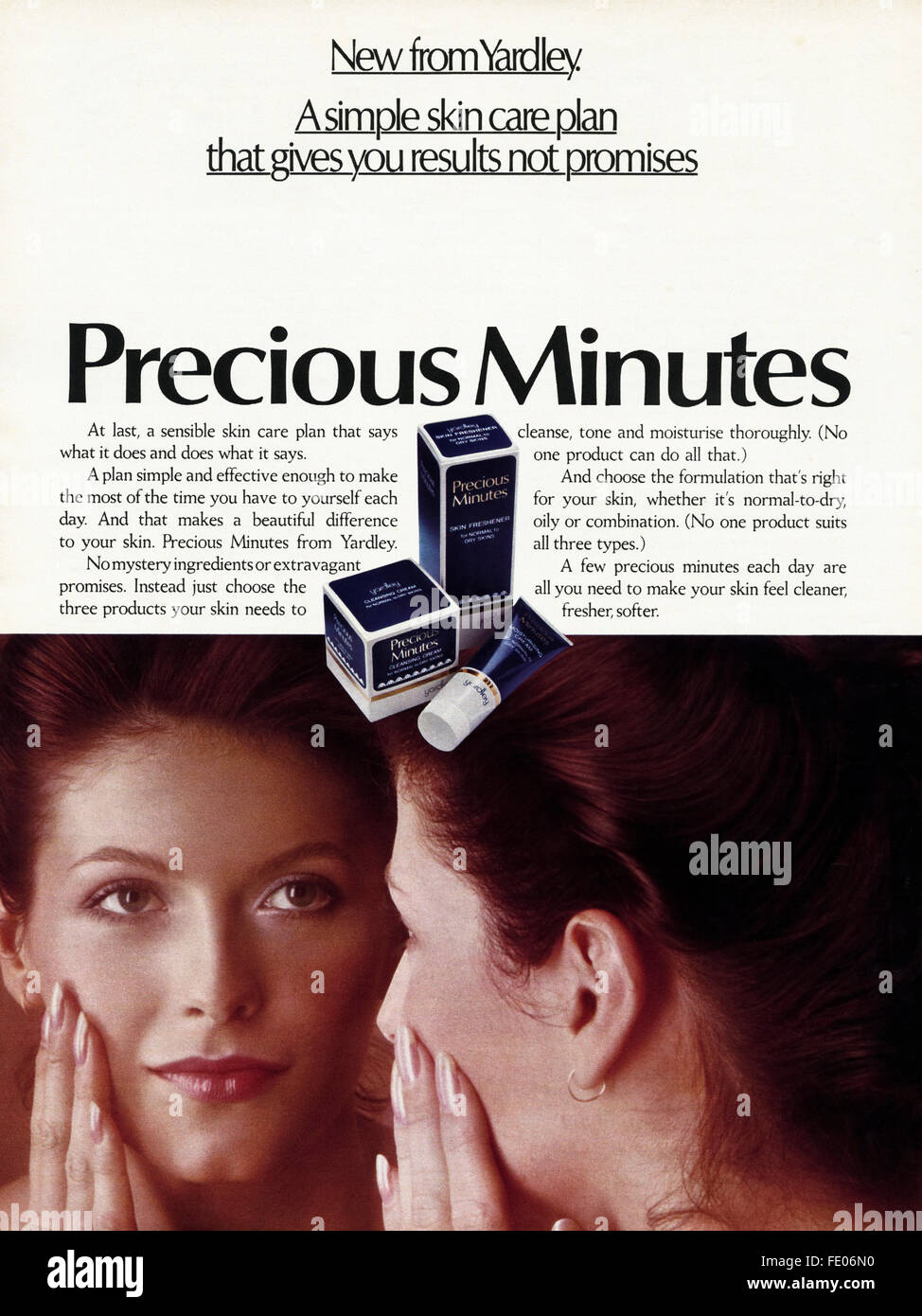 Original ganzseitige Farbe Vintage Anzeige aus der 1970er Jahre. Anzeige vom 1978 Werbung Kosmetik von Yardley Stockfoto