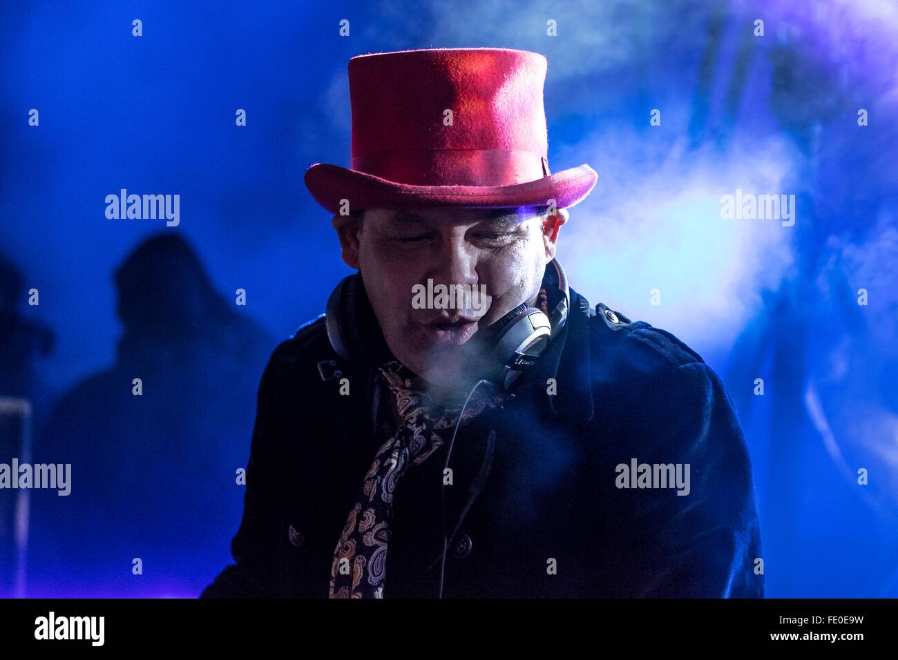 Zeigen Sie Craig Charles, Schauspieler, Radiomoderator und DJ spielt seine Funk und Soul bei einer Outdoor-Veranstaltung in Preston Stockfoto