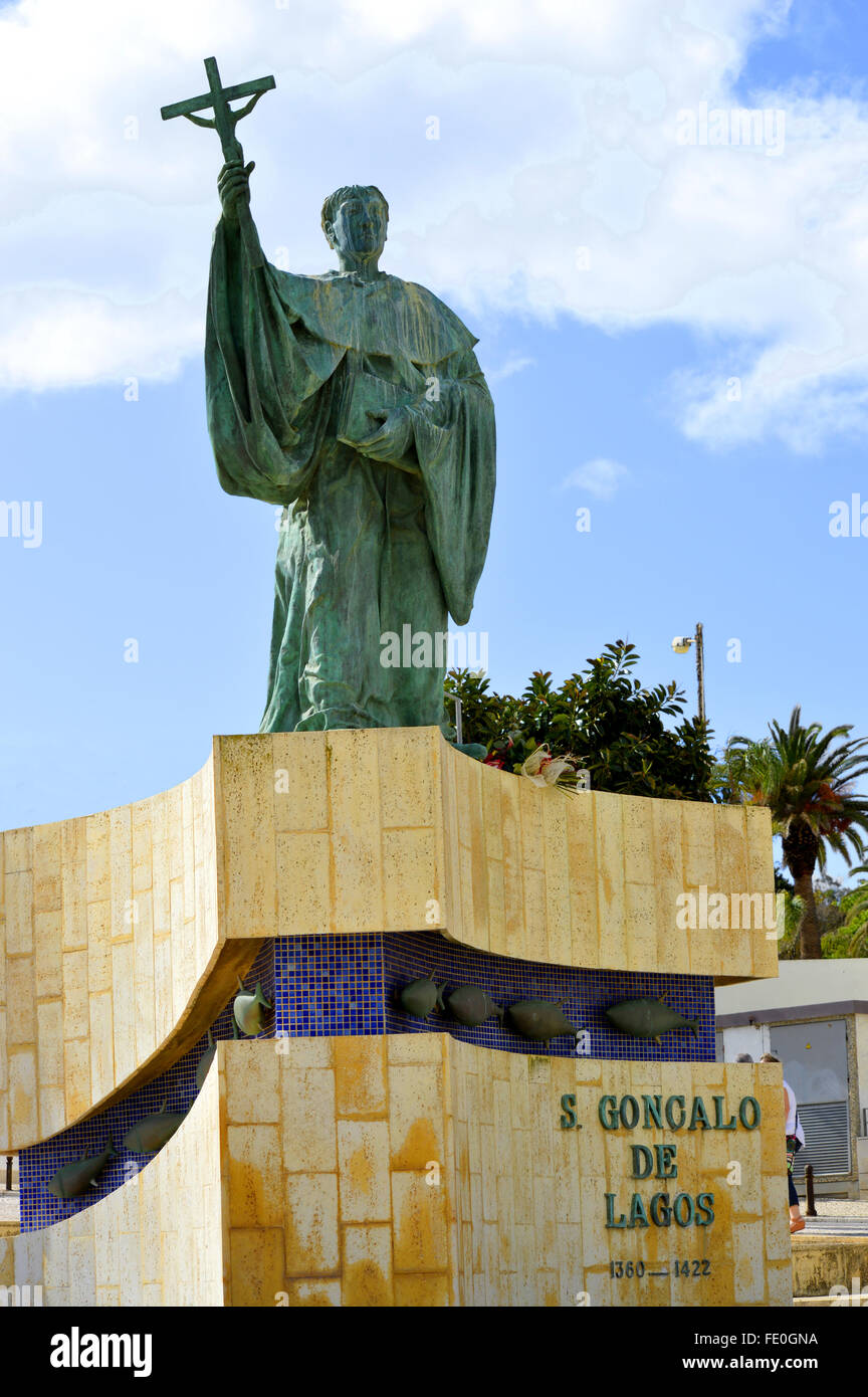 Statue des portugiesischen Schutzpatron der Fischer in der Algarve S. Gonçalo de Lagos Stockfoto