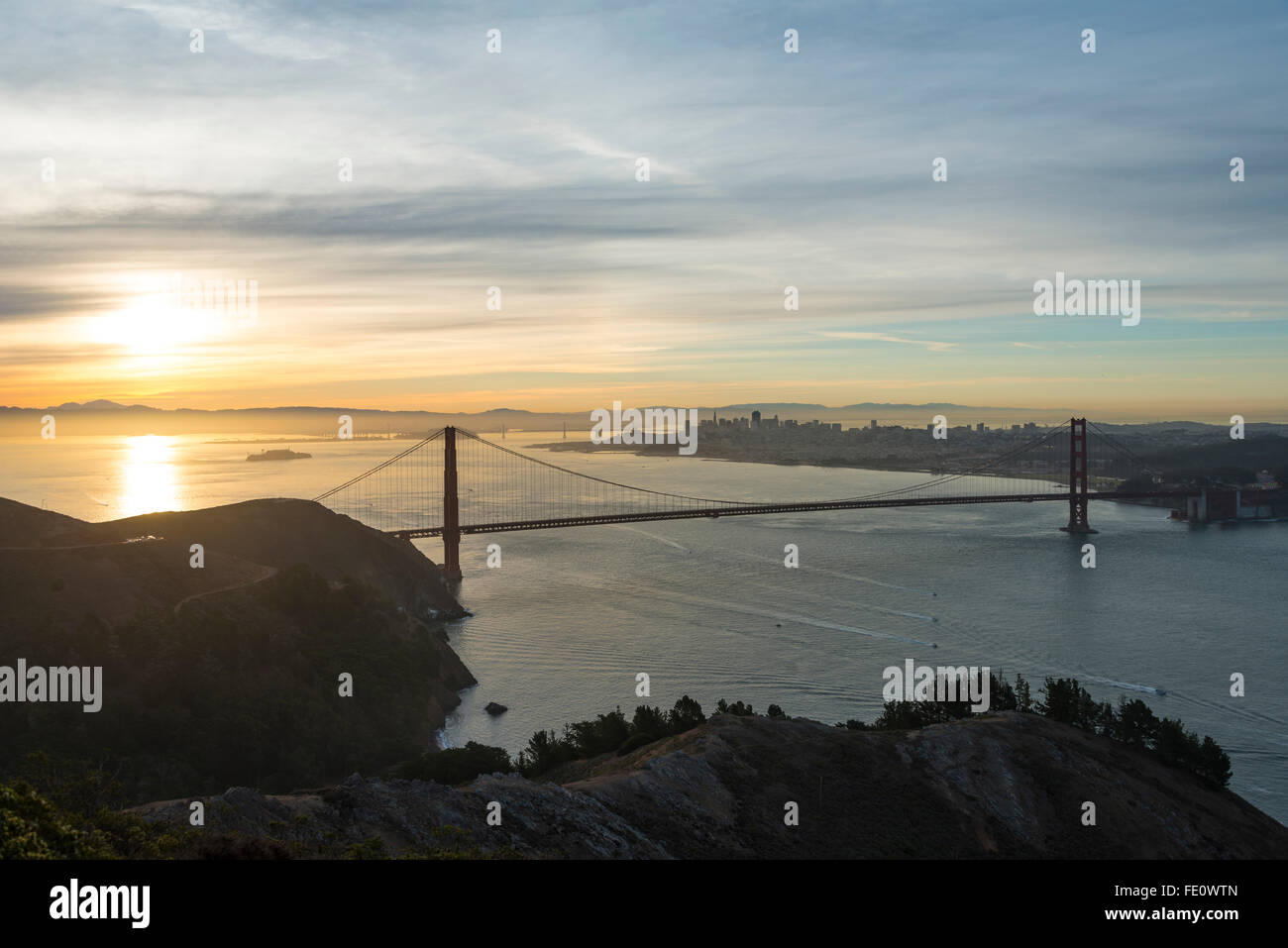 Golden Gate Bridge bei Sonnenaufgang, San Francisco, Kalifornien, USA Stockfoto
