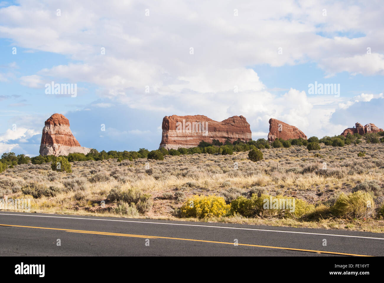 Red stripe die Felsen in der Wüste von Colorado, USA Stockfoto