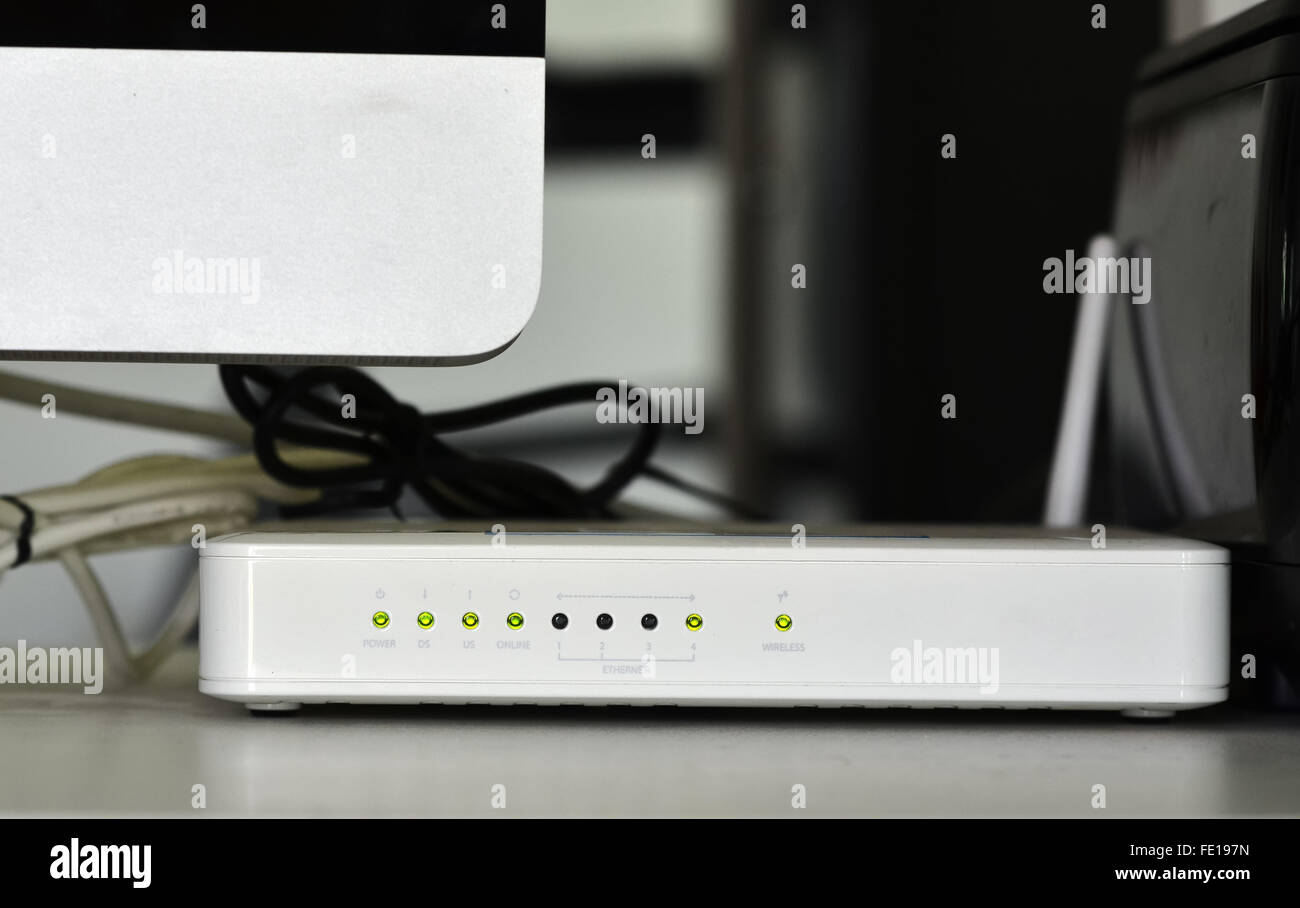 Dies ist ein Adsl-WLAN-Router-modem Stockfoto