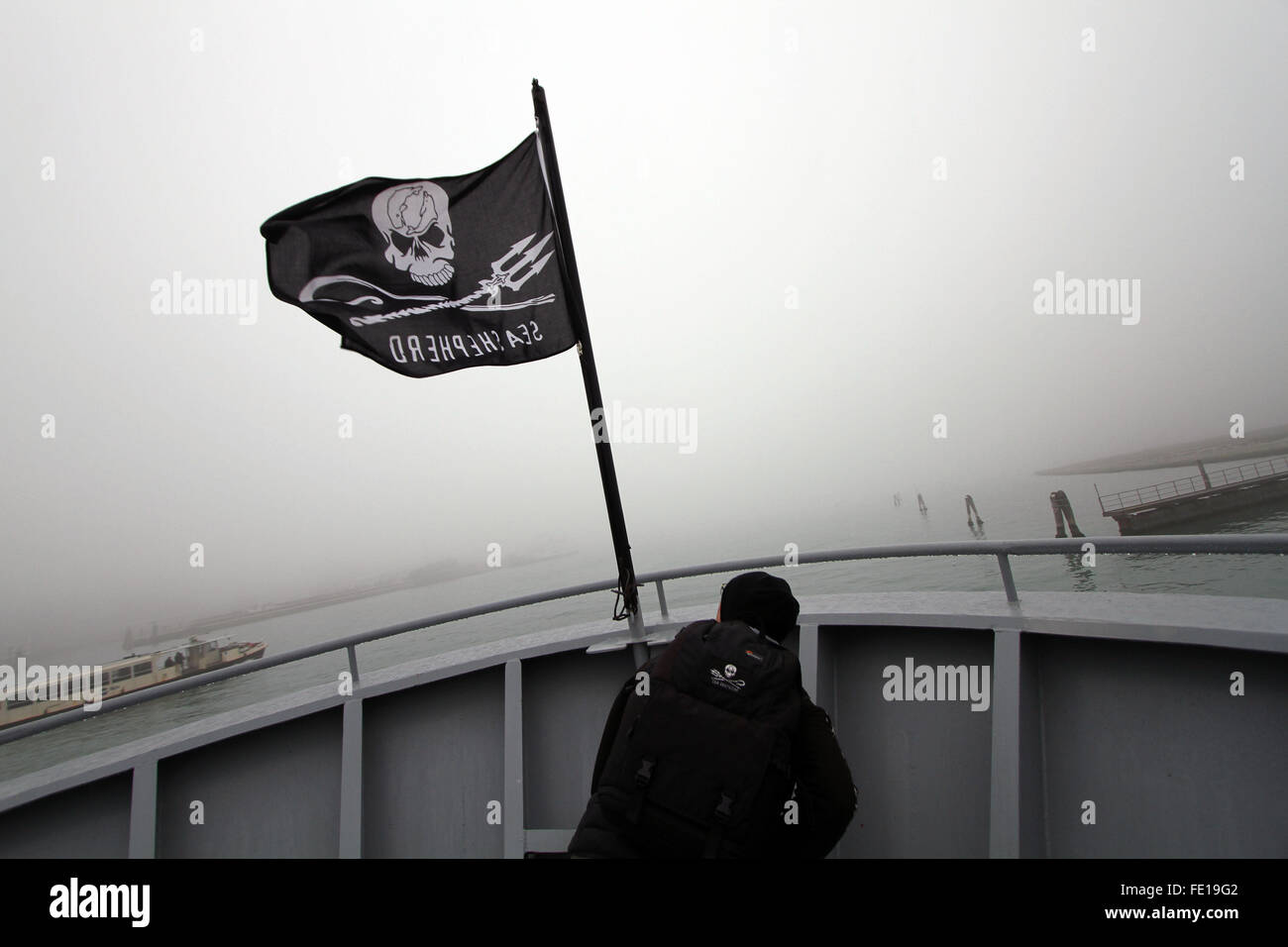 Sea Shepherd Flagge Stockfotos Und Bilder Kaufen Alamy