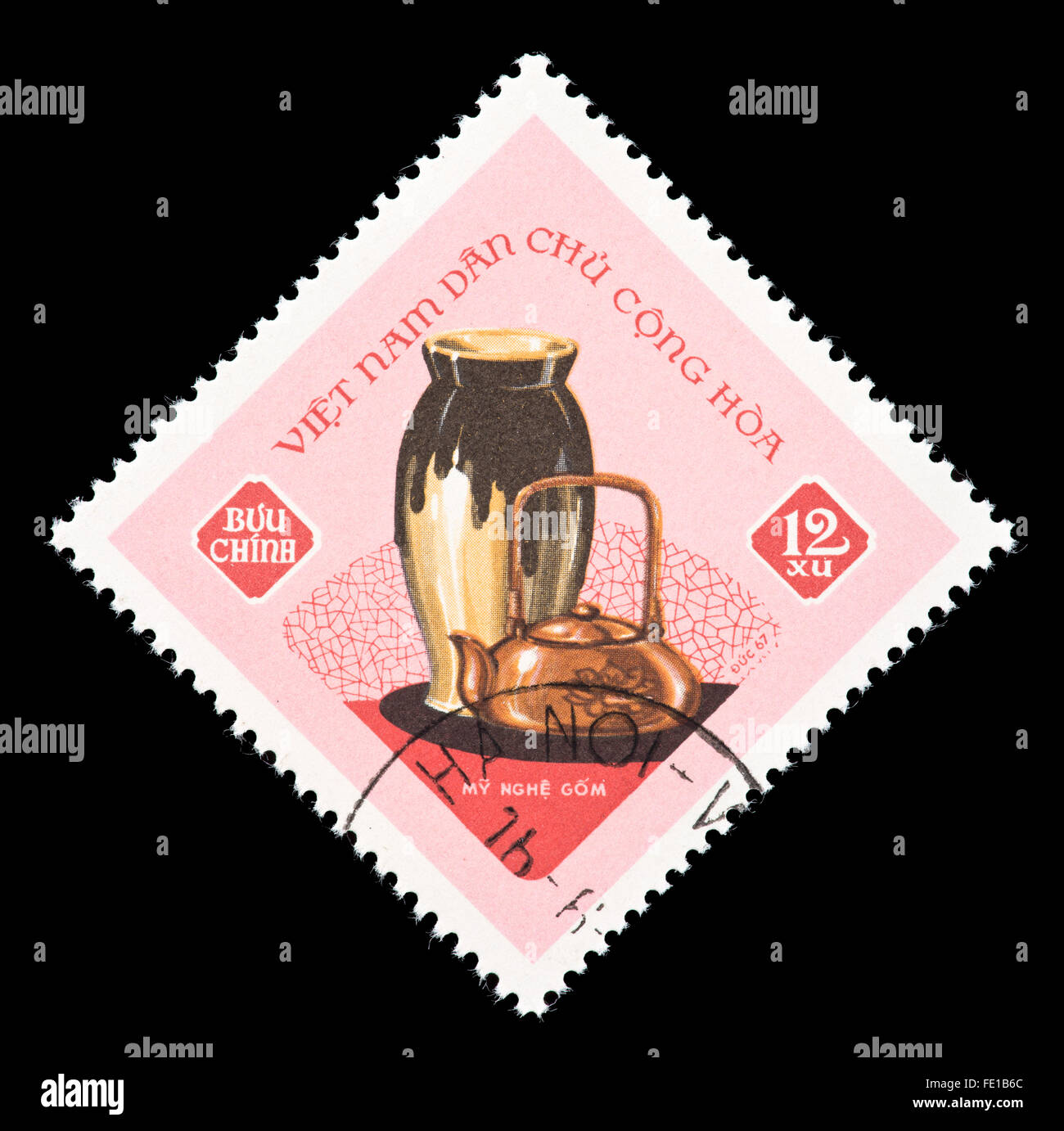 Briefmarke aus (Nordvietnam), die Darstellung der Keramik. Stockfoto