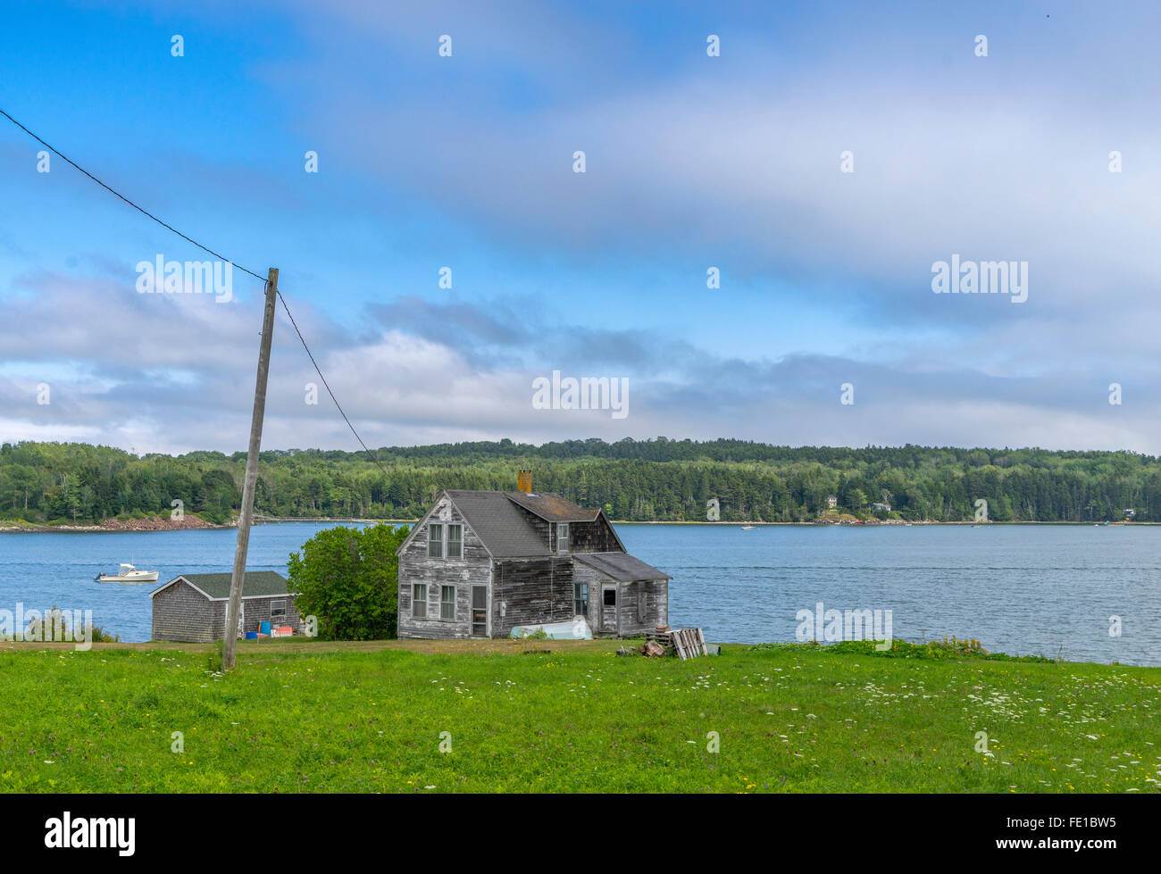 Central Coast, Maine: Verwitterten Haus an der Küste von Maine Stockfoto