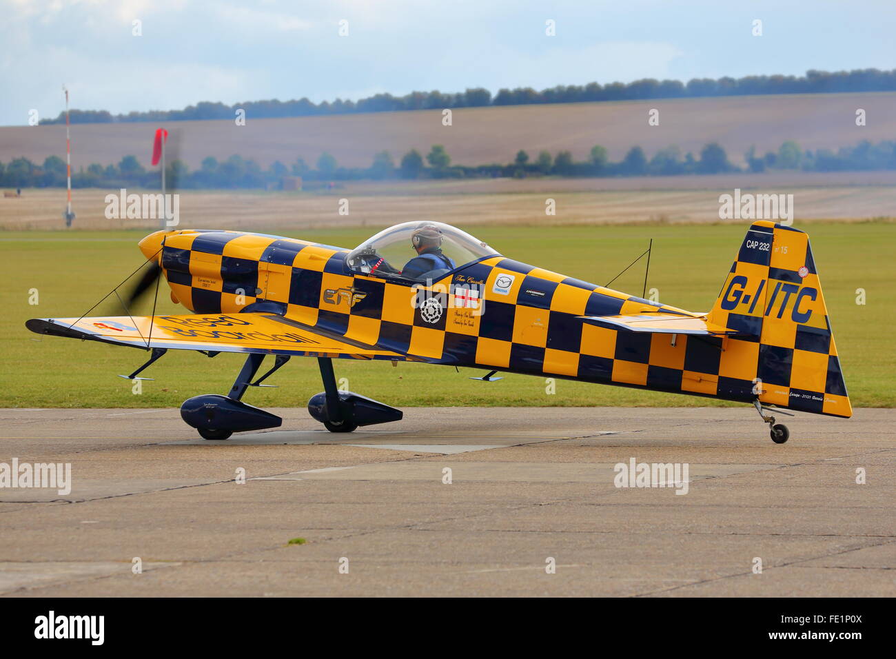 CAP-Aviation-CAP-232 G-IITC bereit für den Start in Duxford Airshow, Cambridge, UK Stockfoto