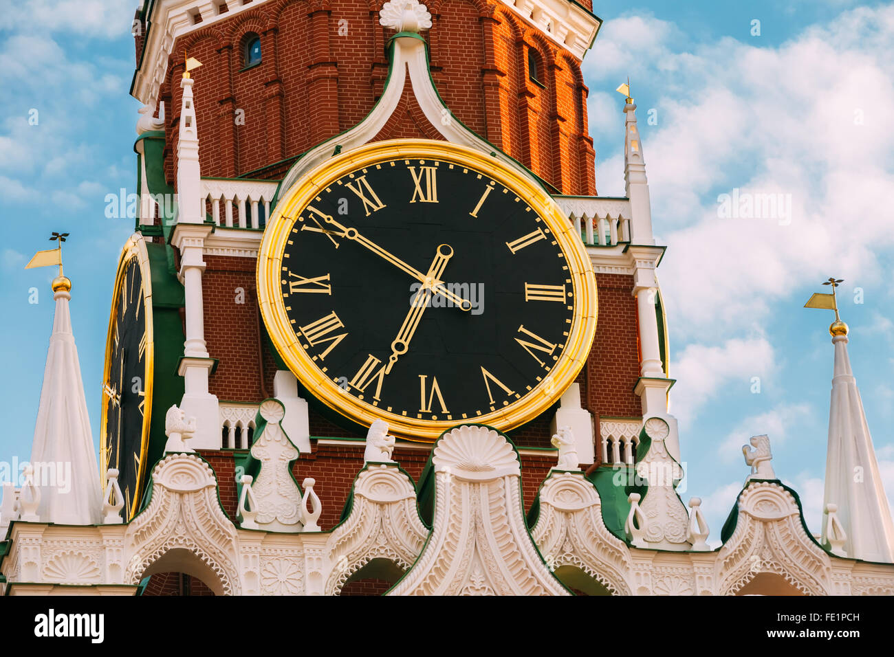Detail des Kremls chimes, große Uhr von Spasskaja Erlöser Turm des Moskauer Kreml mit Blick auf das rote Quadrat, Russland Stockfoto