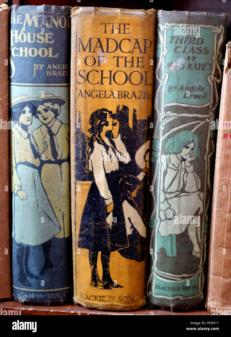 Vintage Kopien der Mädchen Internat Geschichten von Angela Brazil, London Stockfoto